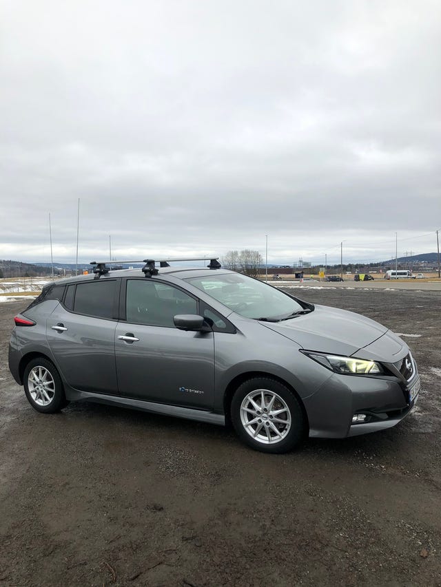 SJNFAAZE1U0008698 2018 NISSAN LEAF-2