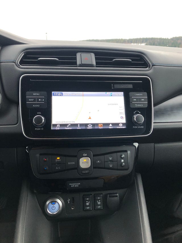 2018 NISSAN LEAF - 9