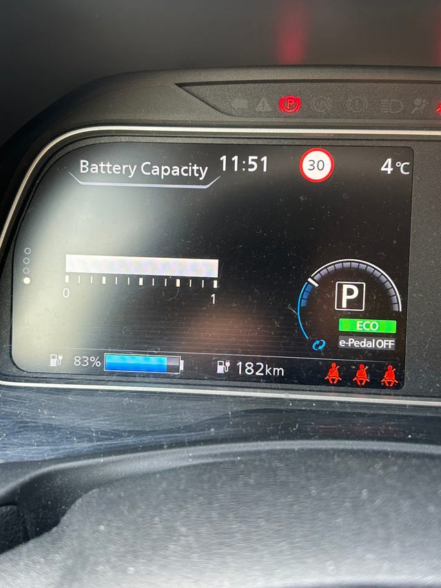 2018 NISSAN LEAF - 15