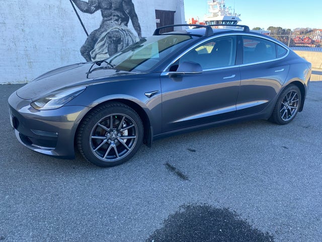 2019 TESLA MODEL 3 - 11