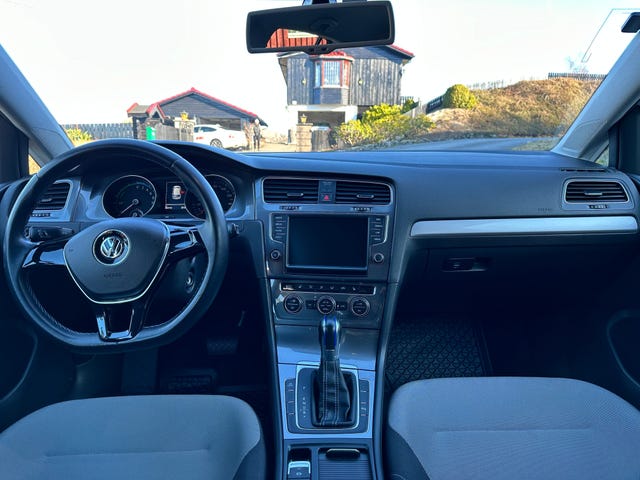 2015 VOLKSWAGEN GOLF - 11