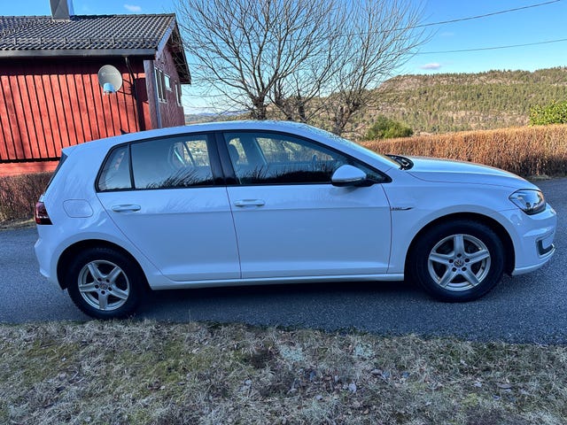 WVWZZZAUZFW901257 2015 VOLKSWAGEN GOLF-4
