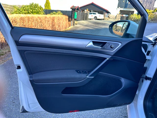 2015 VOLKSWAGEN GOLF - 10