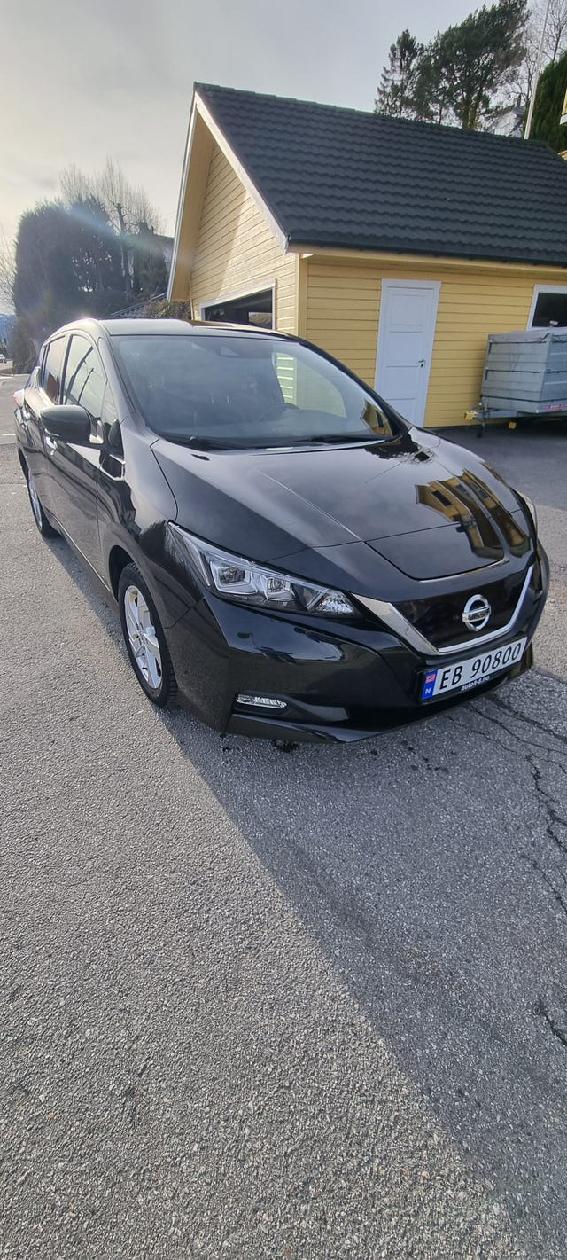 2021 NISSAN LEAF - 11