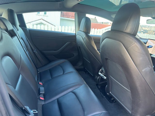 5YJ3E7EB1KF291615 2019 TESLA MODEL 3-4