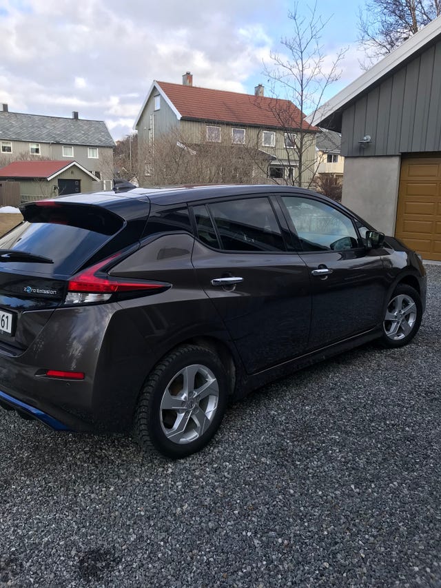 2021 NISSAN LEAF - 9