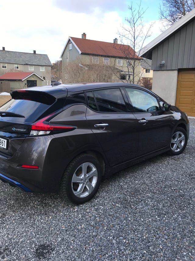 2021 NISSAN LEAF - 8