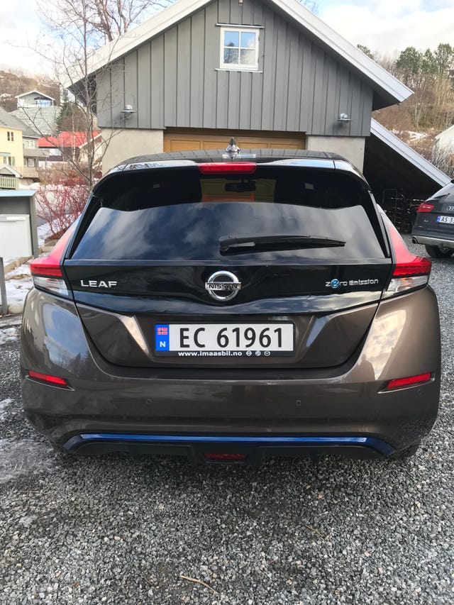 2021 NISSAN LEAF - 7