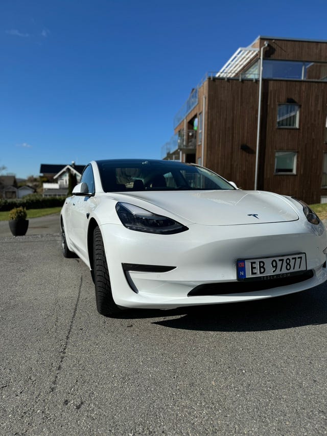 5YJ3E7EB5MF839957 2021 TESLA MODEL 3-1