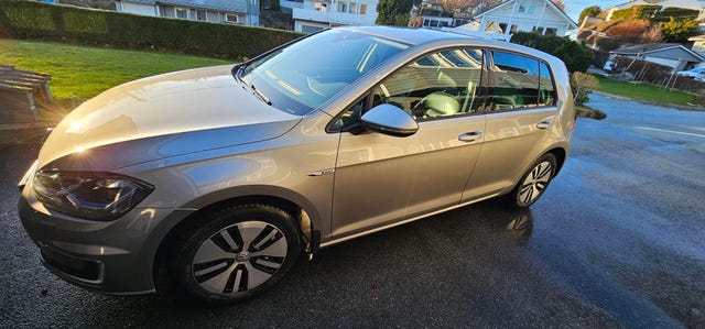 WVWZZZAUZJW902120 2018 VOLKSWAGEN GOLF-3