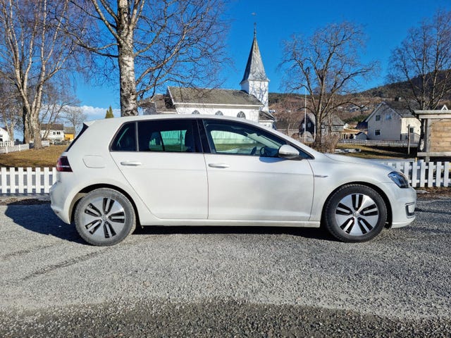 WVWZZZAUZFW901276 2015 VOLKSWAGEN GOLF-2
