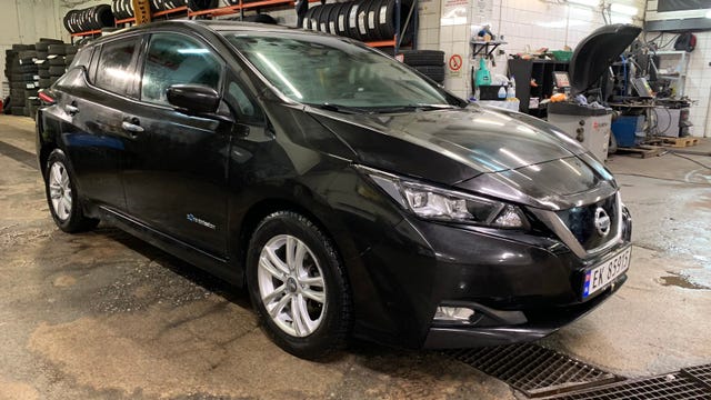 SJNFAAZE1U0005727 2018 NISSAN LEAF-3