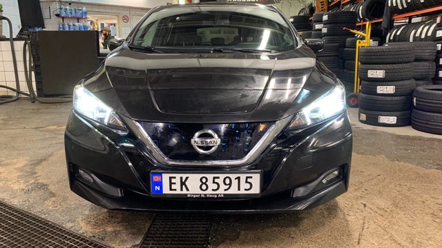 SJNFAAZE1U0005727 2018 NISSAN LEAF-1