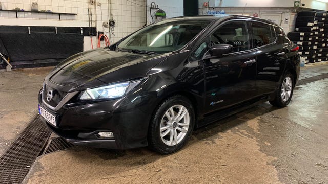 SJNFAAZE1U0005727 2018 NISSAN LEAF-0