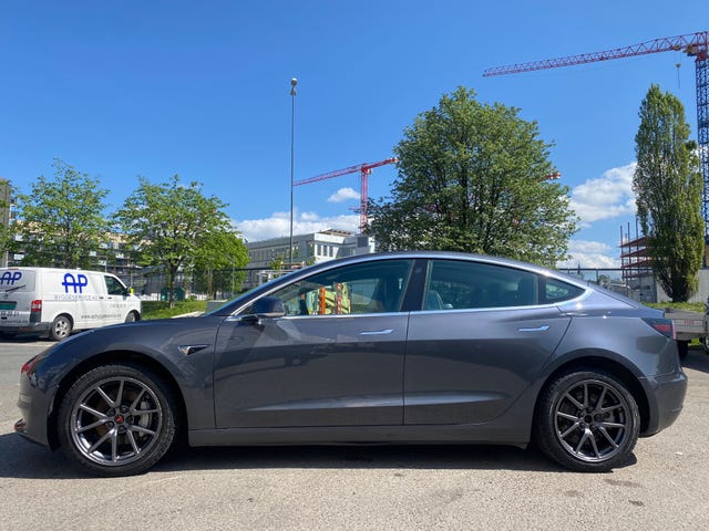 2019 TESLA MODEL 3 - 14