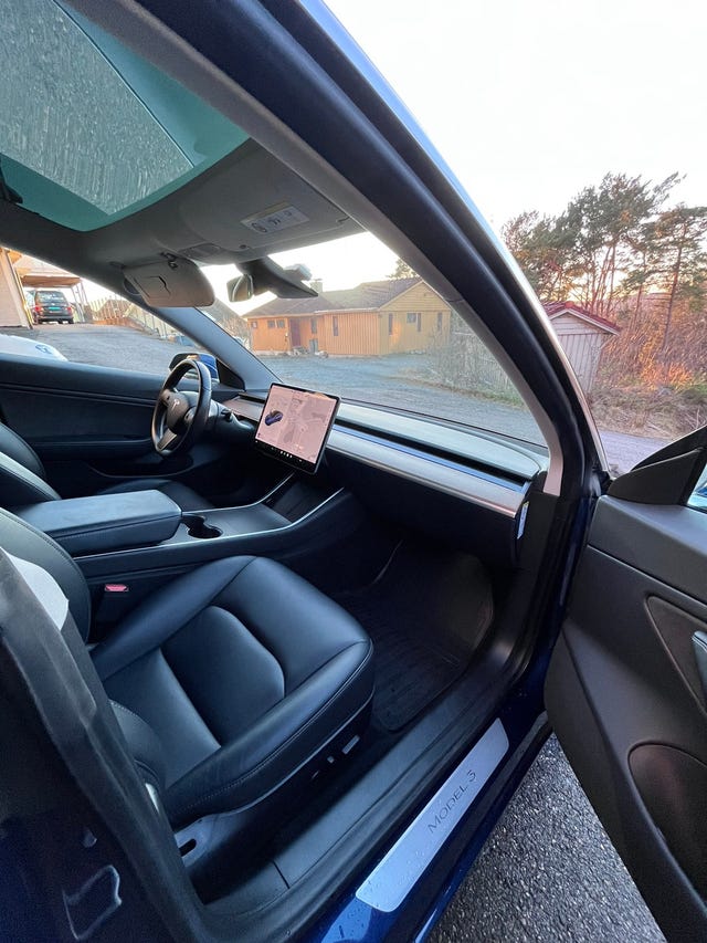 2019 TESLA MODEL 3 - 16