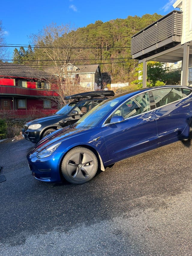 5YJ3E7EB7KF224050 2019 TESLA MODEL 3-2