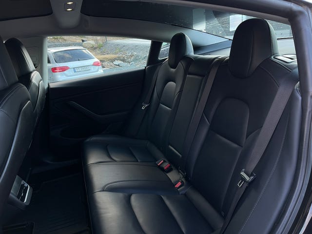 2019 TESLA MODEL 3 - 12