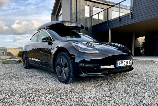 5YJ3E7EB2KF347688 2019 TESLA MODEL 3-0