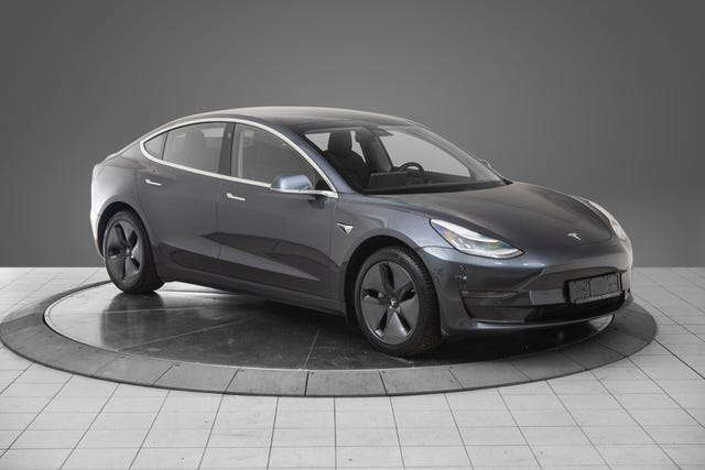 2019 TESLA MODEL 3 - 8
