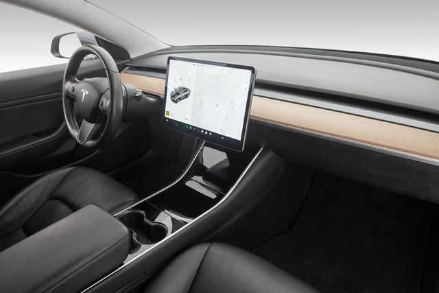 2019 TESLA MODEL 3 - 12