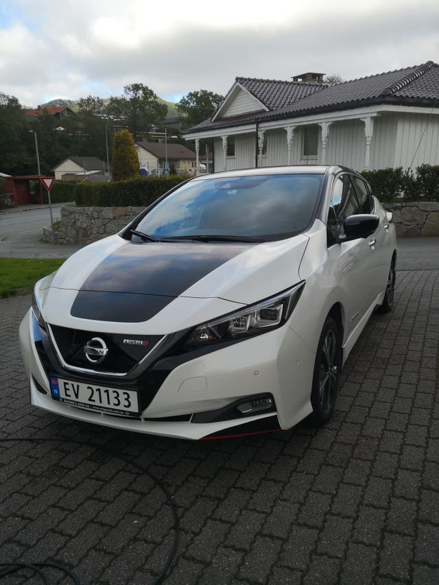 2018 NISSAN LEAF - 8