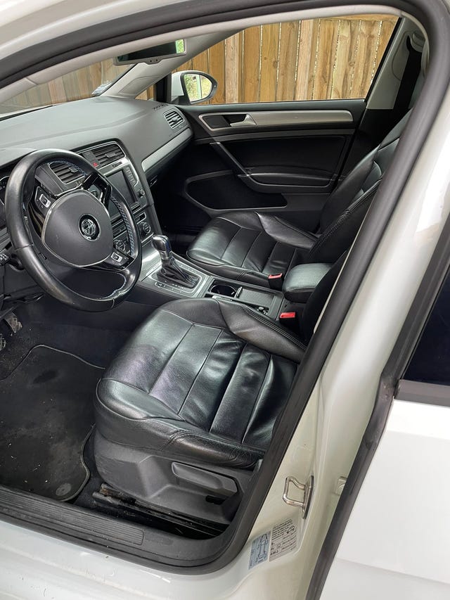 2015 VOLKSWAGEN GOLF - 11