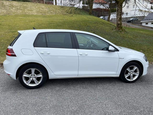 WVWZZZAUZFW900366 2015 VOLKSWAGEN GOLF-2
