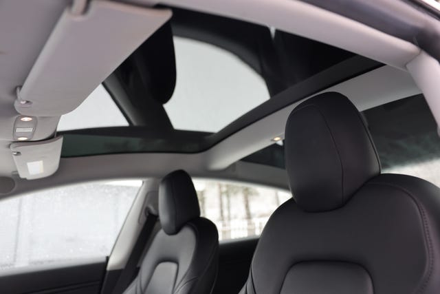 2019 TESLA MODEL 3 - 22
