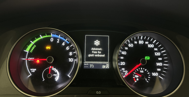 2015 VOLKSWAGEN GOLF - 18