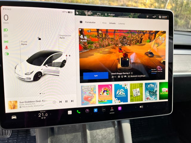 2021 TESLA MODEL 3 - 34