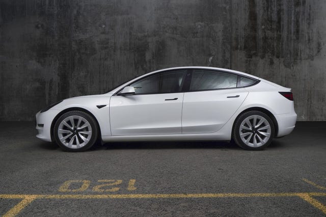 null 2021 TESLA MODEL 3-5