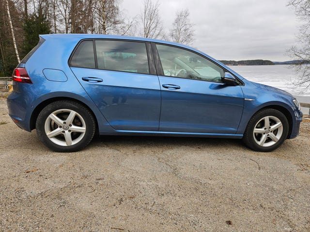 2015 VOLKSWAGEN GOLF - 8