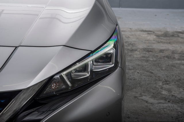 2018 NISSAN LEAF - 12