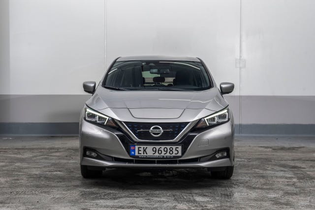 SJNFAAZE1U0018404 2018 NISSAN LEAF-0