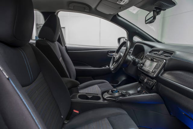 2018 NISSAN LEAF - 40