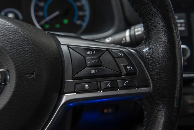 2018 NISSAN LEAF - 28