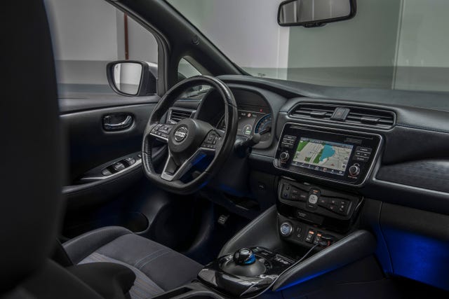 2018 NISSAN LEAF - 41