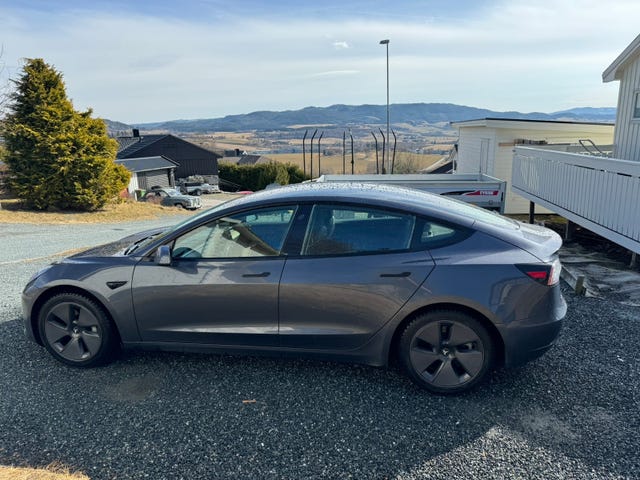 5YJ3E7EB9MF893858 2021 TESLA MODEL 3-0