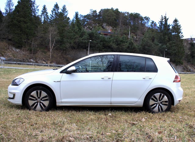 WVWZZZAUZFW900810 2015 VOLKSWAGEN GOLF-2