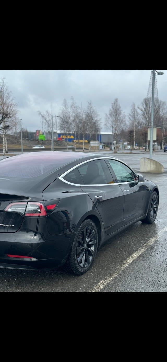 5YJ3E7EB9KF333044 2019 TESLA MODEL 3-5