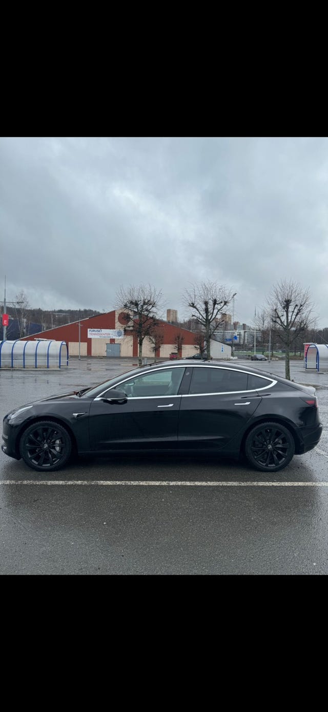 5YJ3E7EB9KF333044 2019 TESLA MODEL 3-2