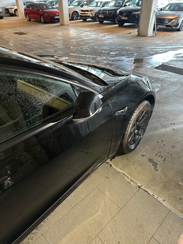 5YJ3E7EA8KF377446 2019 TESLA MODEL 3-5