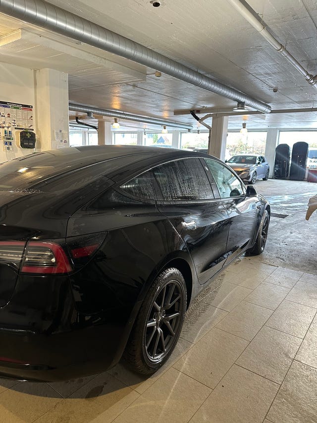 5YJ3E7EA8KF377446 2019 TESLA MODEL 3-4