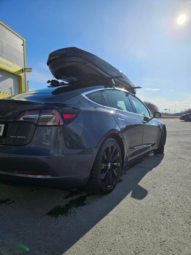 5YJ3E7EB4KF341441 2019 TESLA MODEL 3-4