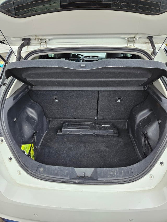 2018 NISSAN LEAF - 16