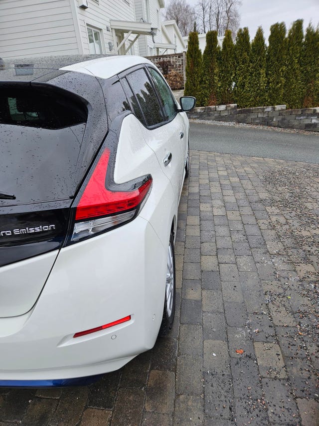 SJNFAAZE1U0024260 2018 NISSAN LEAF-5