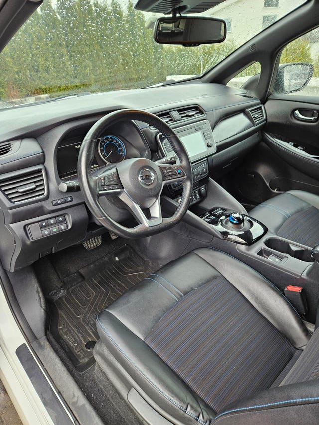 2018 NISSAN LEAF - 8