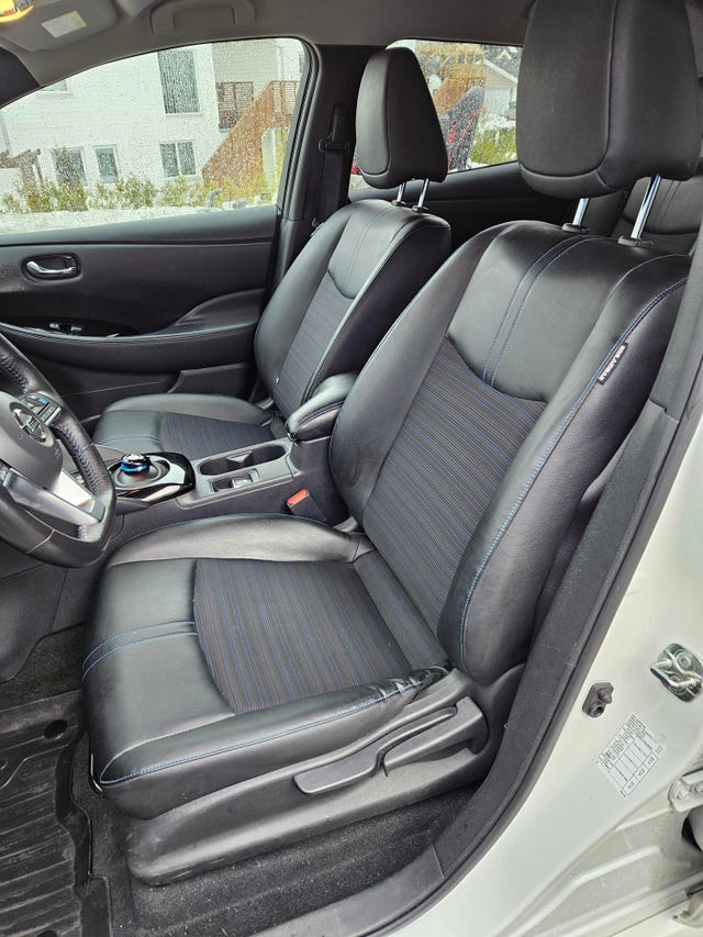 2018 NISSAN LEAF - 14