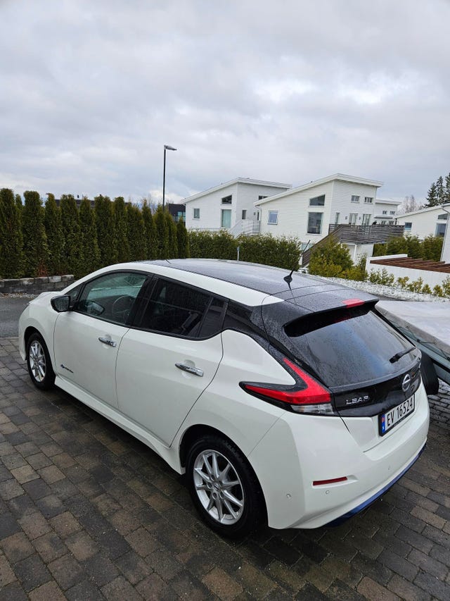 SJNFAAZE1U0024260 2018 NISSAN LEAF-3